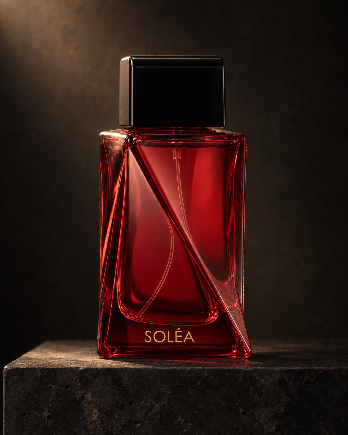 SOLÉA 75 ml bottle photographed on dark honed stone